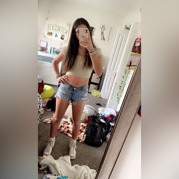 ripped denim boyfriend shorts - Picture 7 of 9